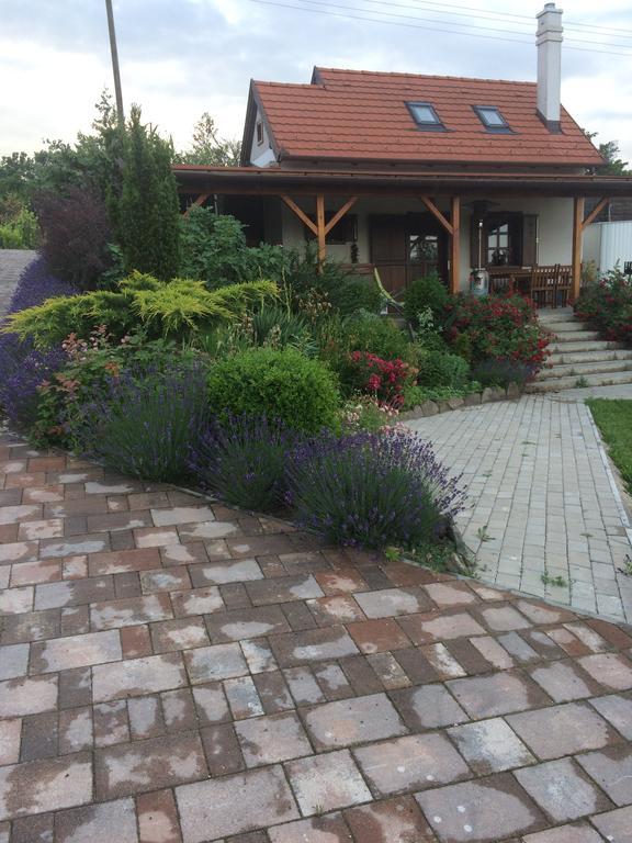 Voeroesmal Vendeghaz Lägenhet Balatonfüred Exteriör bild
